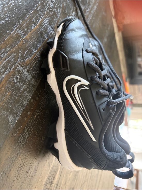 Nike Other - Kid’s baseball Nike Black and White Athletic Cleats